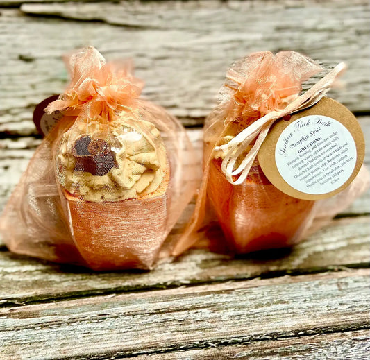 Pumpkin Spice Bath Bomb with Bubble Frosting