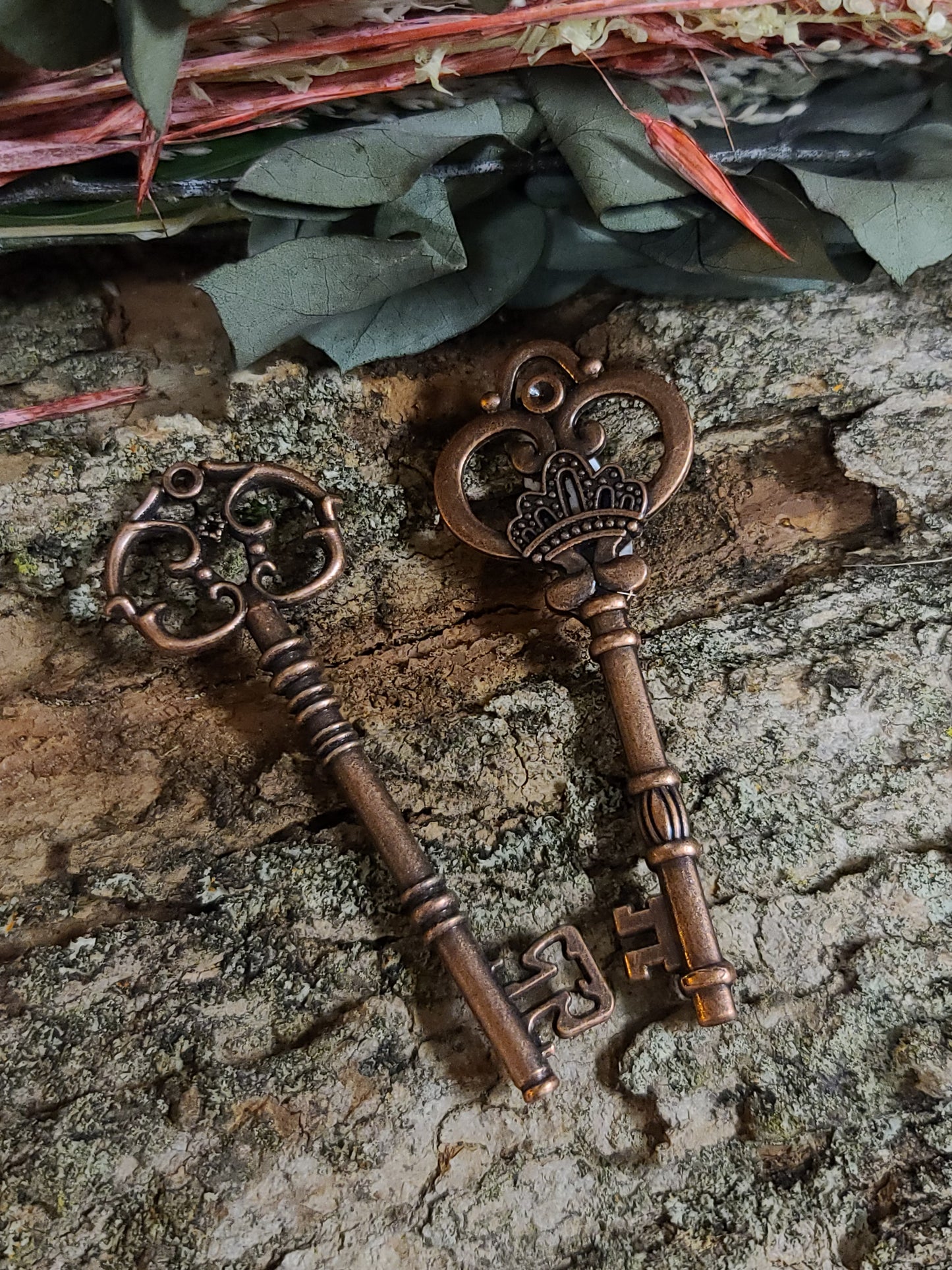 Replica Skeleton Key Charm