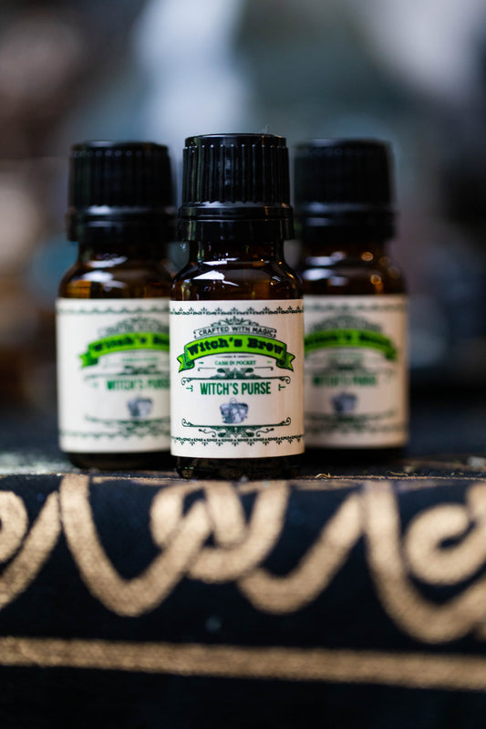 Witch's Brew: Witch's Purse Conjure Oil (Money Drawing)