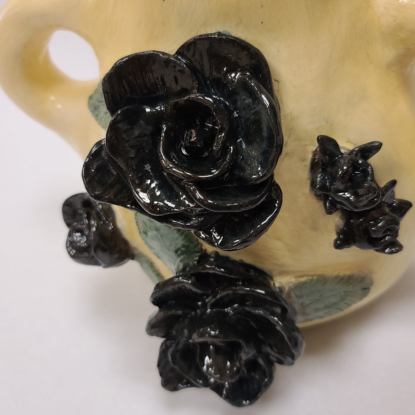 Black Rose Flower Pot by Maeva (Ceramic)