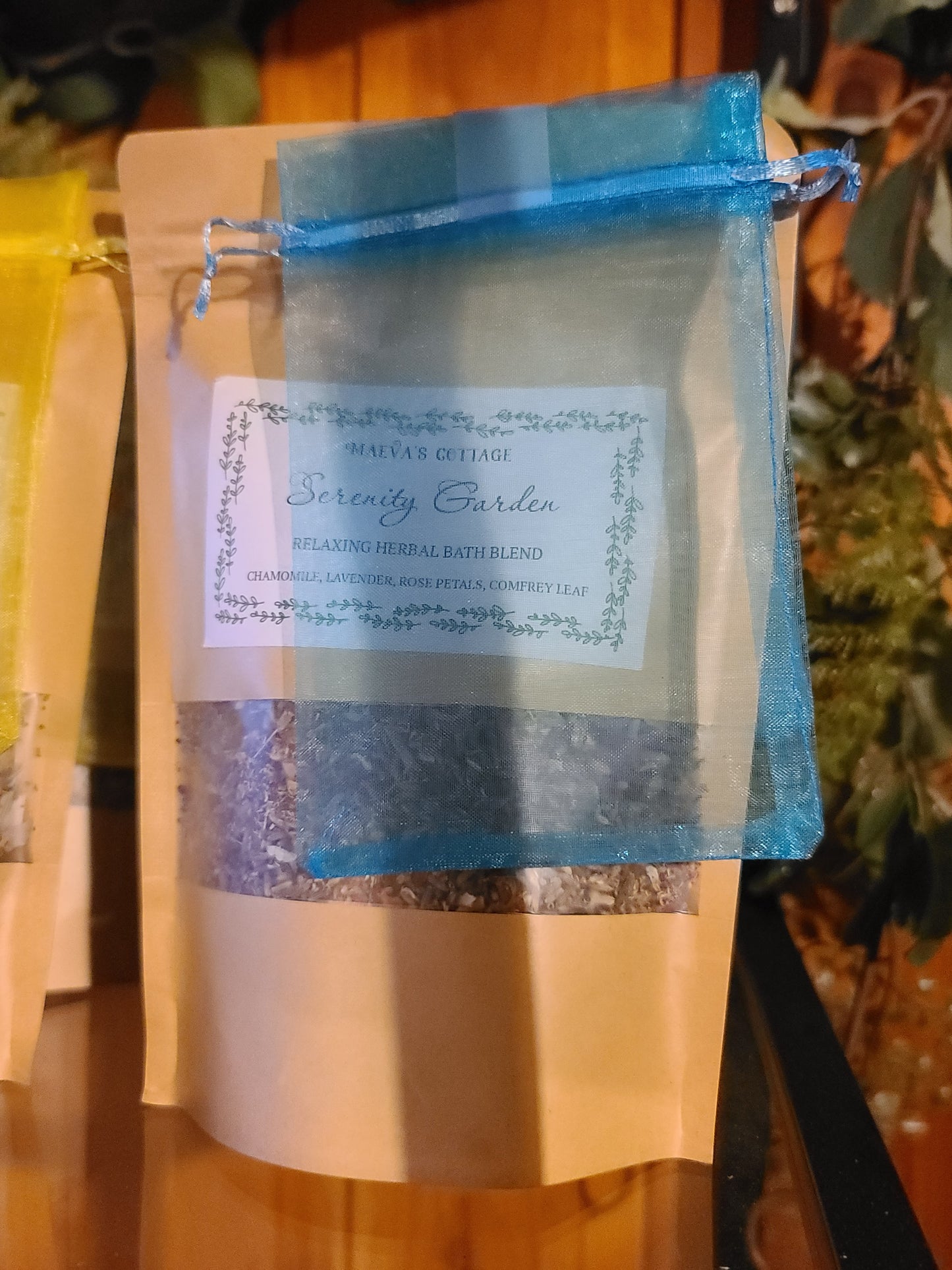 SERENITY GARDEN Relaxing Herbal Bath Blend (With Organza Bag)