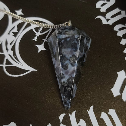 Indigo Gabbro Pendulum