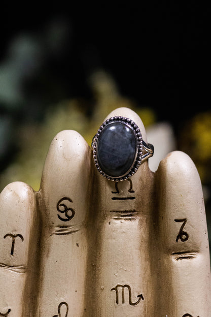 Labradorite Sterling Silver .925 Ring (Size 6)
