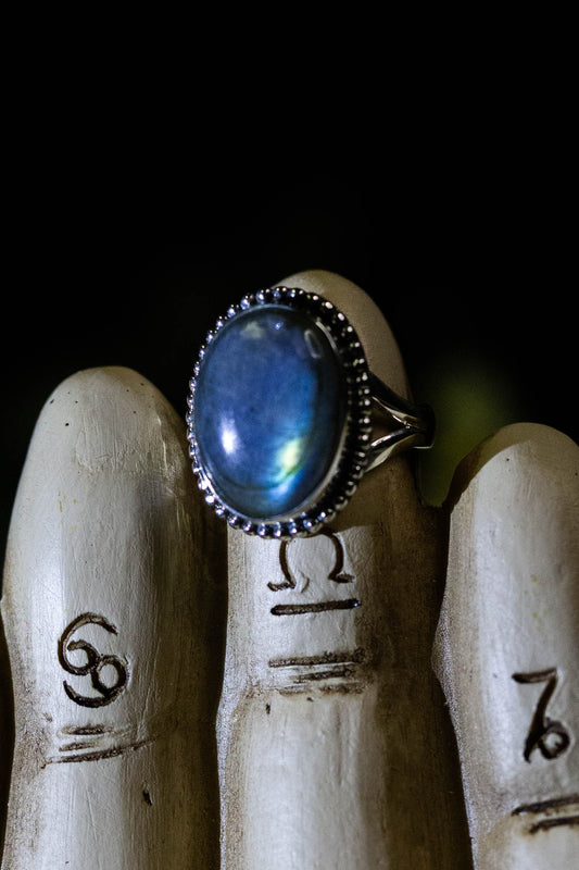 Labradorite Sterling Silver .925 Ring (Size 6)