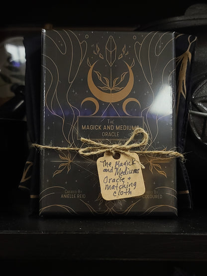 The Magick and Mediums Oracle Gift Set