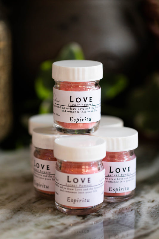 Espiritu - LOVE - Sachet Powder for drawing love, passion, romance, self-love, enhance love life, strengthening bonds