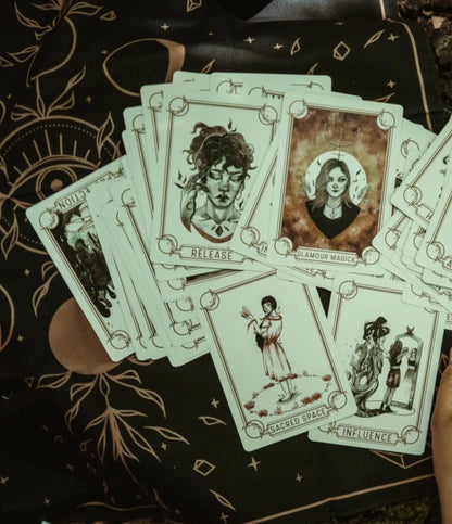 The Magick and Mediums Oracle Gift Set